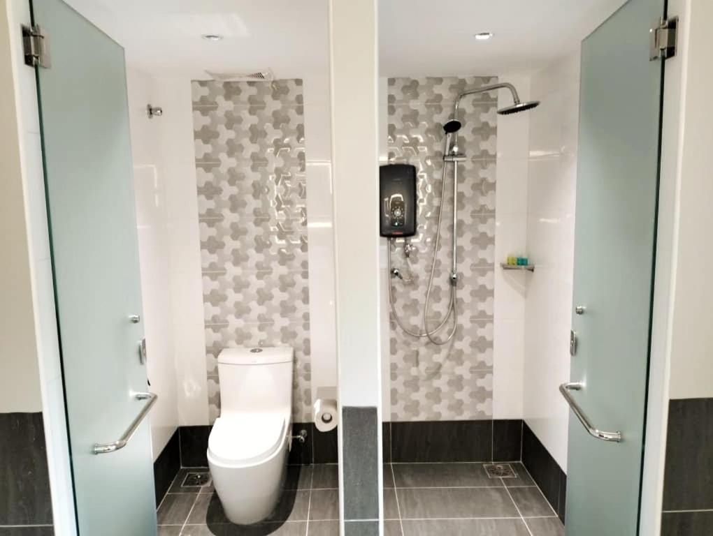 Nb Hotel Johor Bahru Eksteriør billede