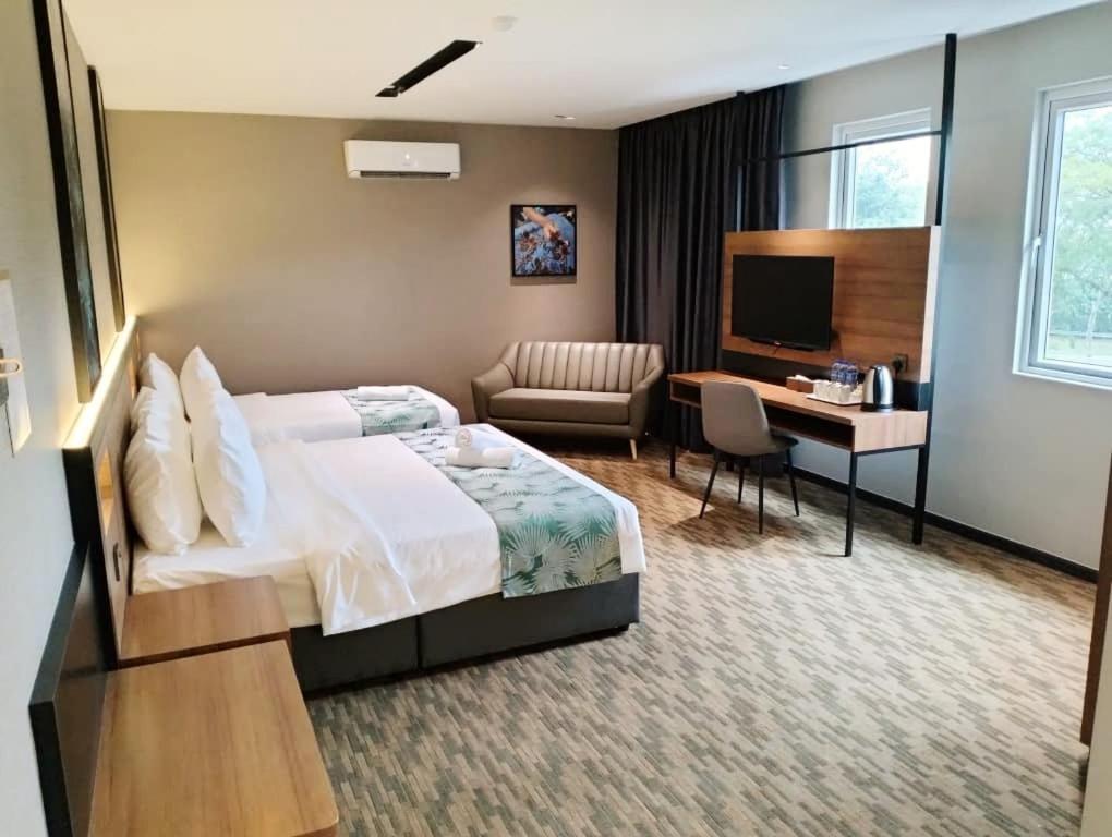Nb Hotel Johor Bahru Eksteriør billede