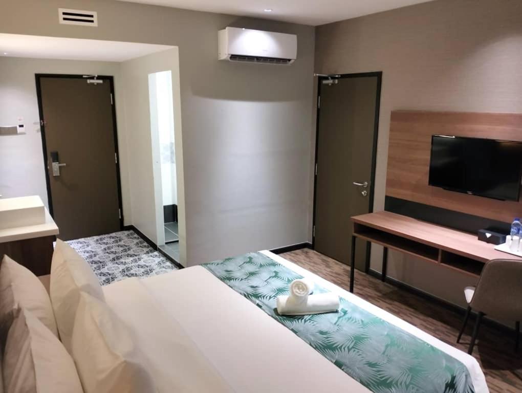 Nb Hotel Johor Bahru Eksteriør billede