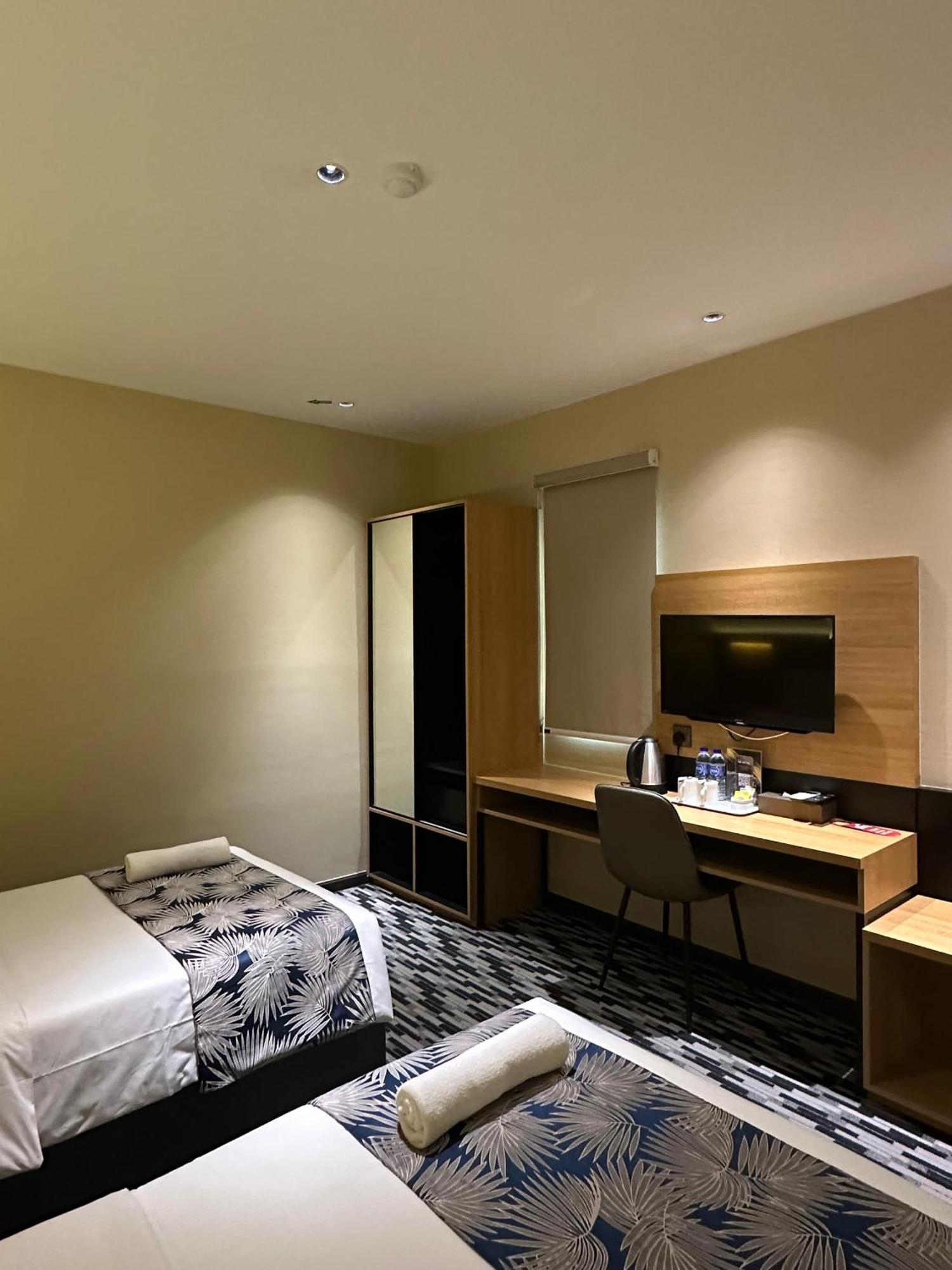 Nb Hotel Johor Bahru Eksteriør billede
