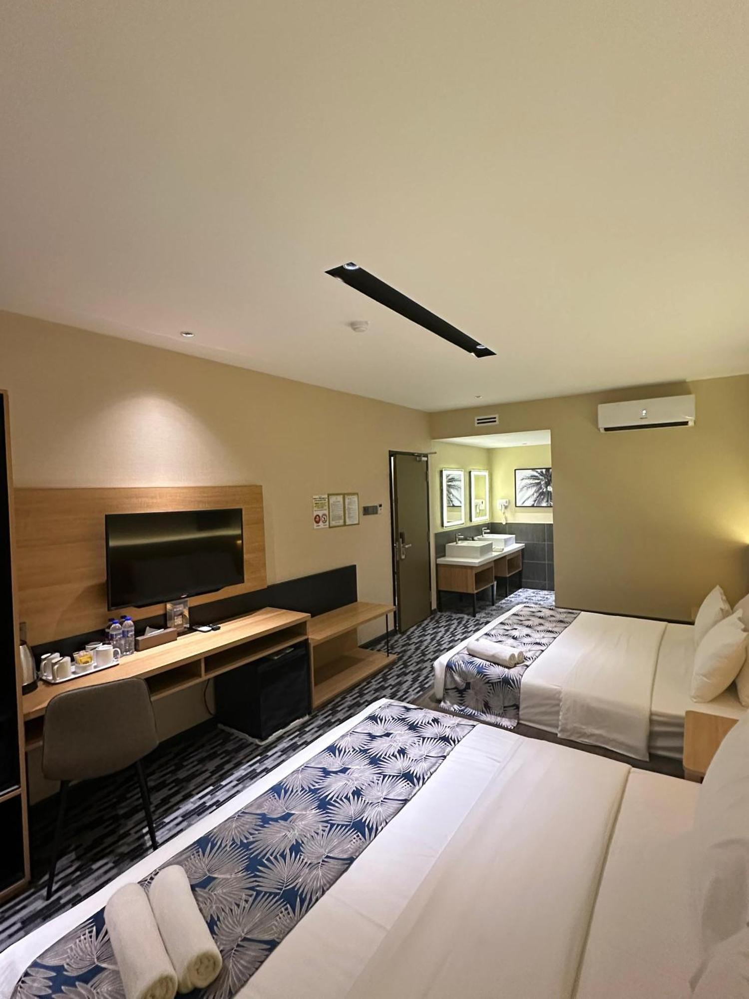 Nb Hotel Johor Bahru Eksteriør billede