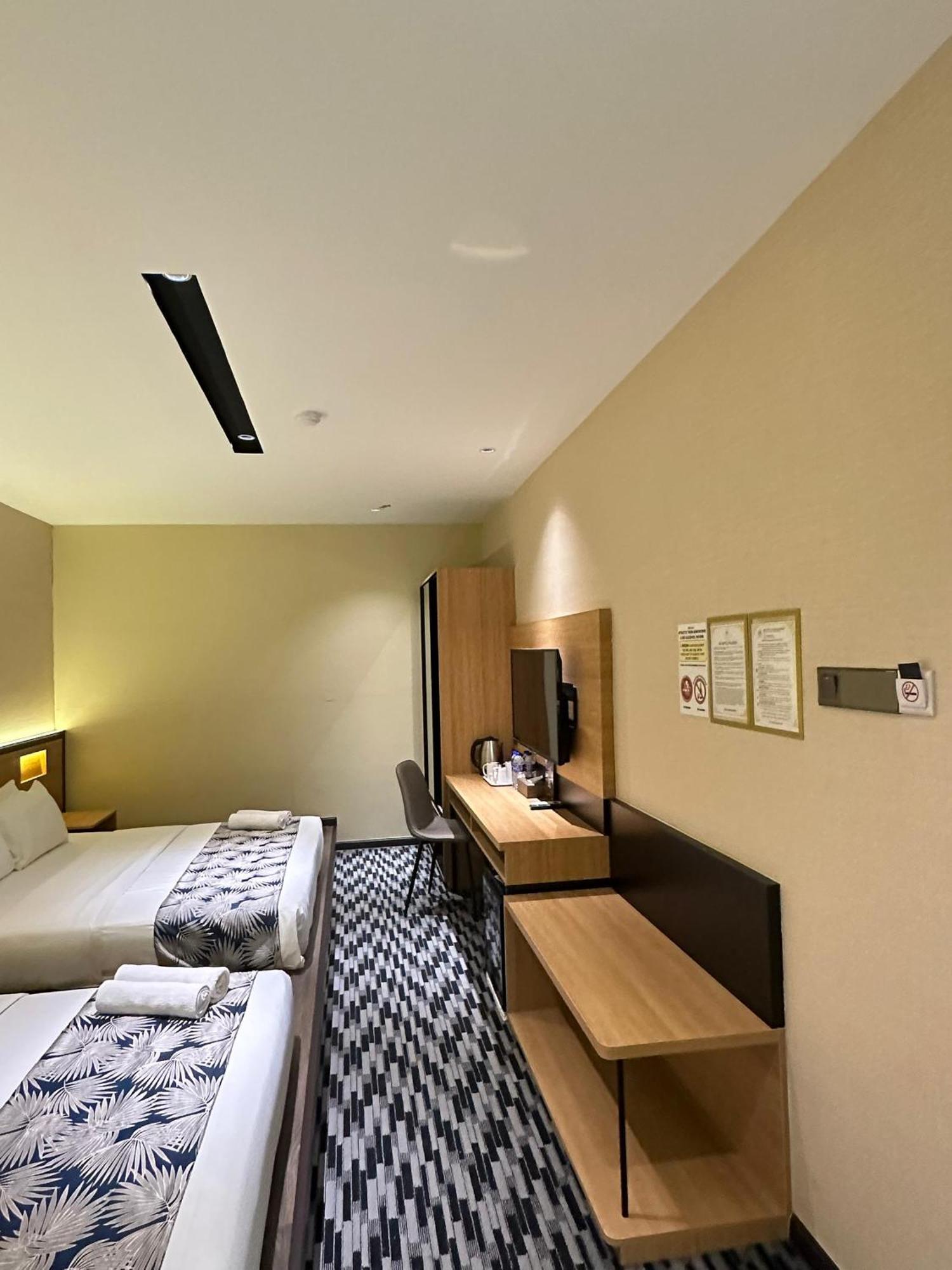 Nb Hotel Johor Bahru Eksteriør billede