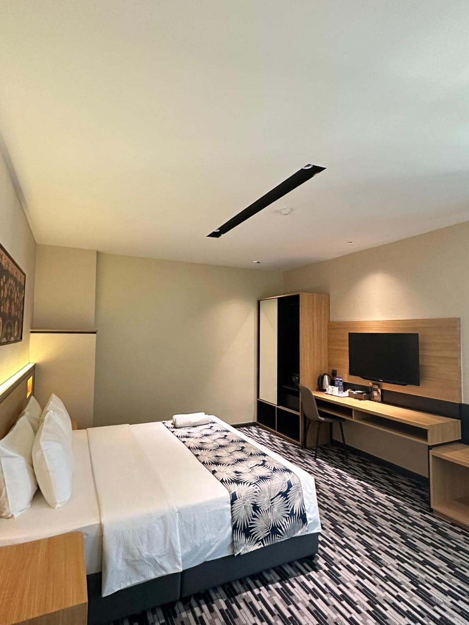 Nb Hotel Johor Bahru Eksteriør billede